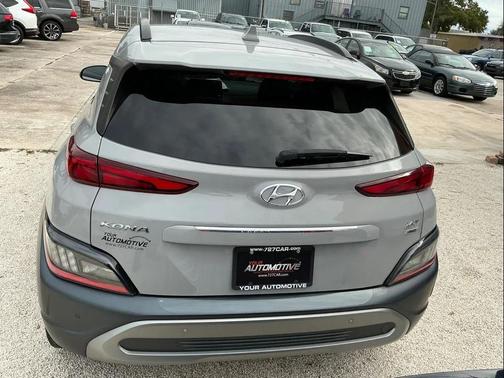 2022 Hyundai KONA Limited
