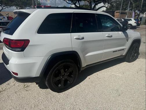 2019 Jeep Grand Cherokee Upland
