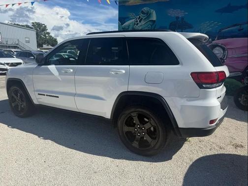 2019 Jeep Grand Cherokee Upland