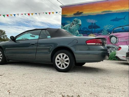 2006 Chrysler Sebring Base