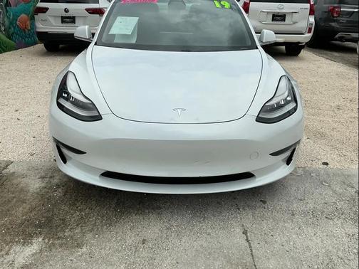 2019 Tesla Model 3 Long Range