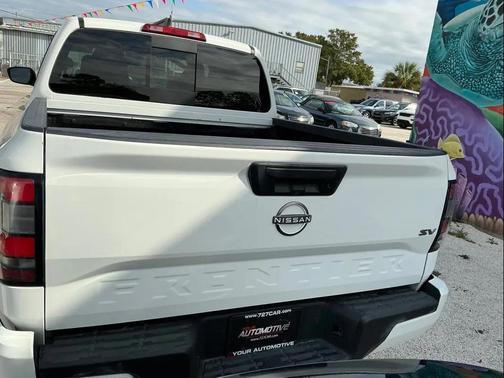 2022 Nissan Frontier SV