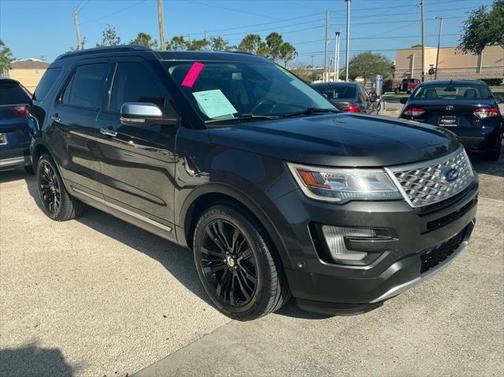 2017 Ford Explorer Platinum
