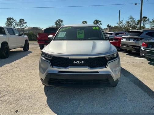 2022 Kia Sorento LX