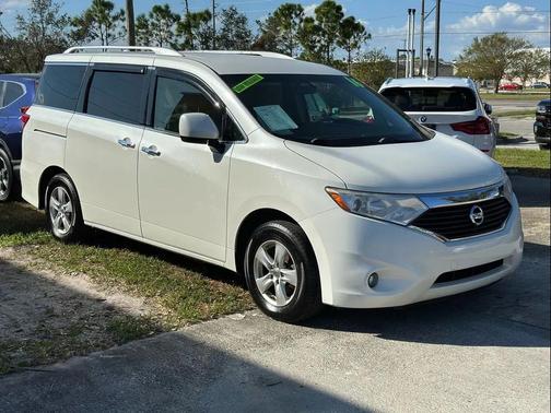 2016 Nissan Quest SV