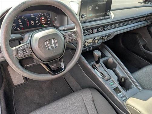 2025 Honda Accord LX 1.5T