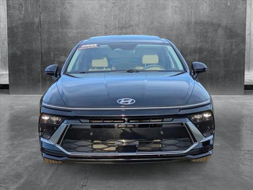 2024 Hyundai SONATA Hybrid Limited