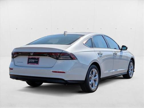 2025 Honda Accord LX 1.5T