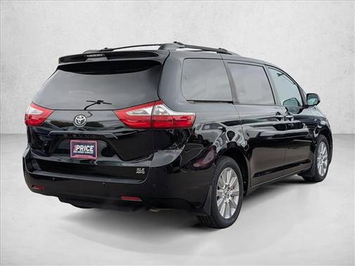 2017 Toyota Sienna XLE Premium