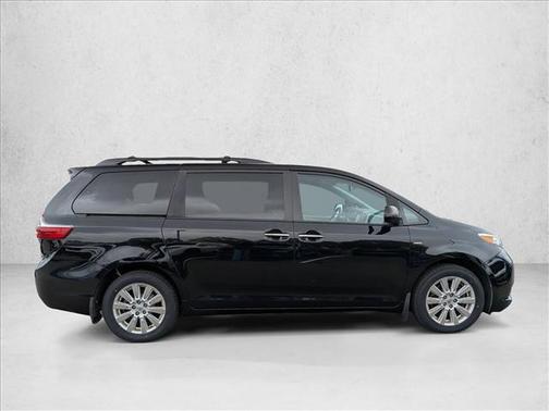 2017 Toyota Sienna XLE Premium