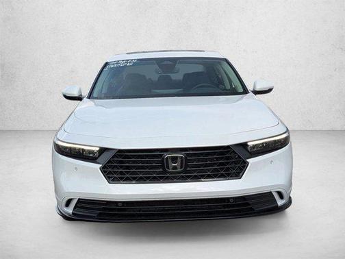 Platinum White Pearl 2026 Honda Accord Hybrid EX-L