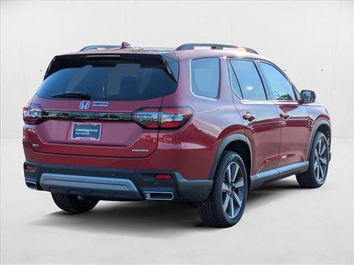 2025 Honda Pilot Touring 8-Passenger