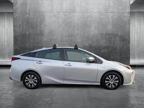 2022 Toyota Prius XLE