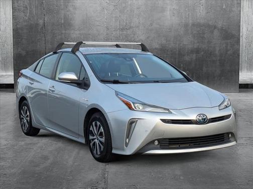 2022 Toyota Prius XLE