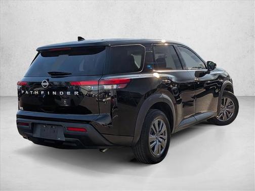 2022 Nissan Pathfinder S 2WD