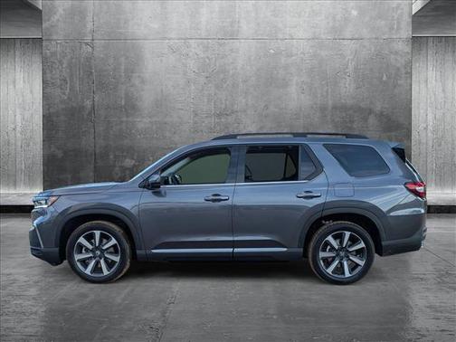 2025 Honda Pilot Touring 8-Passenger