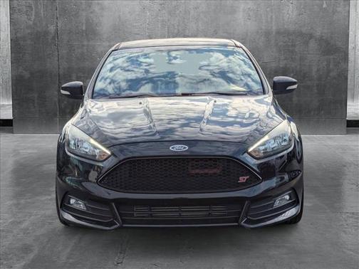 2017 Ford Focus ST