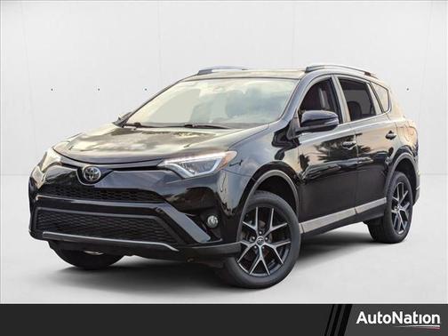 2017 Toyota RAV4 SE