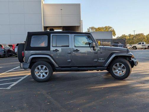 2017 Jeep Wrangler Unlimited Sahara