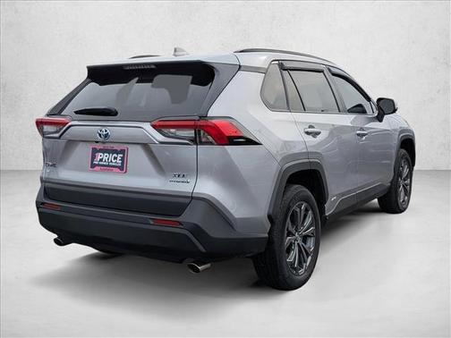 2022 Toyota RAV4 Hybrid XLE Premium