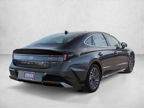 2024 Hyundai SONATA Hybrid Limited