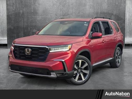 2025 Honda Pilot Touring 8-Passenger