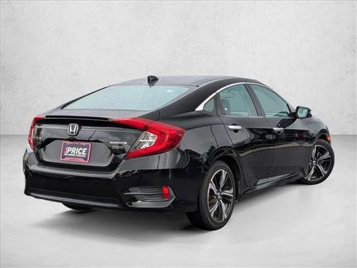 2017 Honda Civic Touring