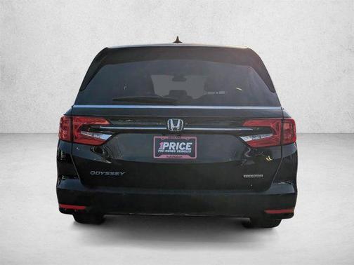 Crystal Black Pearl 2023 Honda Odyssey Touring