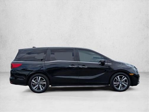 Crystal Black Pearl 2023 Honda Odyssey Touring