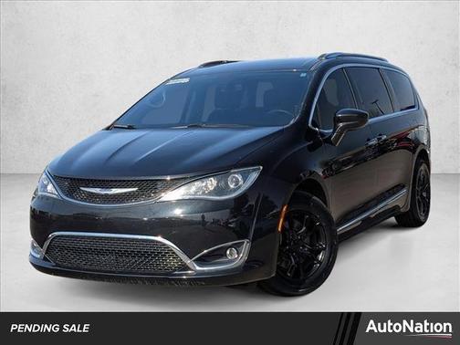 2020 Chrysler Pacifica Touring-L Plus