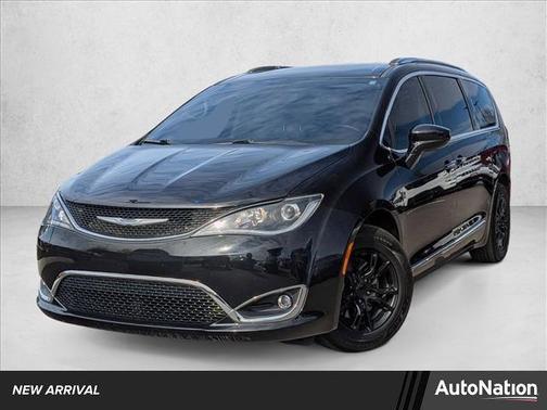 2020 Chrysler Pacifica Touring-L Plus
