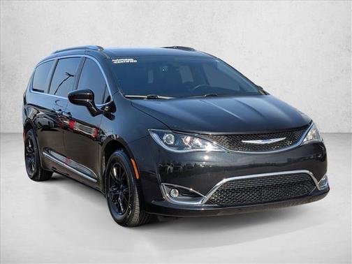 2020 Chrysler Pacifica Touring-L Plus