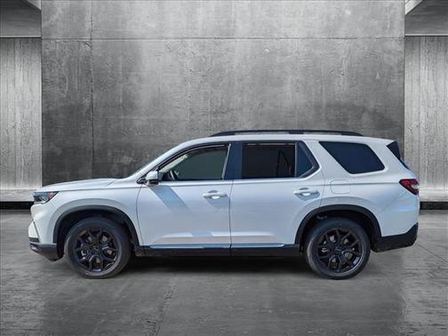 2025 Honda Pilot Touring 8-Passenger