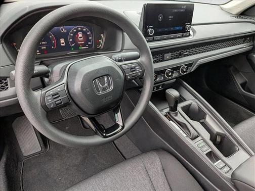 2025 Honda Accord LX 1.5T