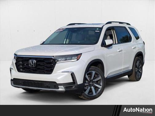 2025 Honda Pilot Touring 8-Passenger