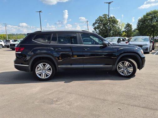 Deep Black Pearl 2019 Volkswagen Atlas 3.6L SEL
