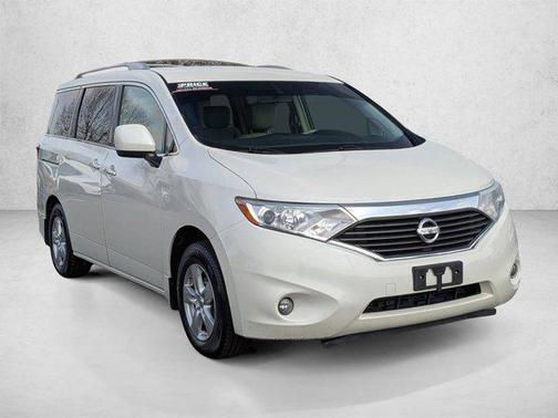 White Pearl 2015 Nissan Quest SV