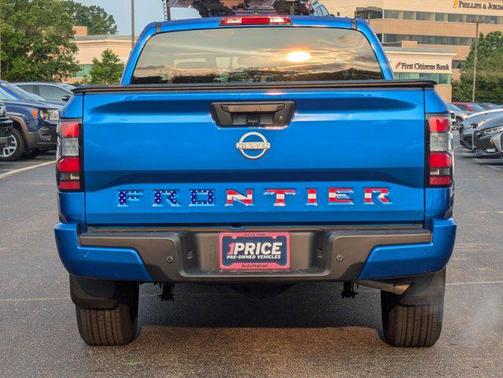 2025 Nissan Frontier SV