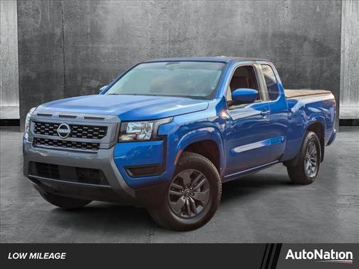 2025 Nissan Frontier SV
