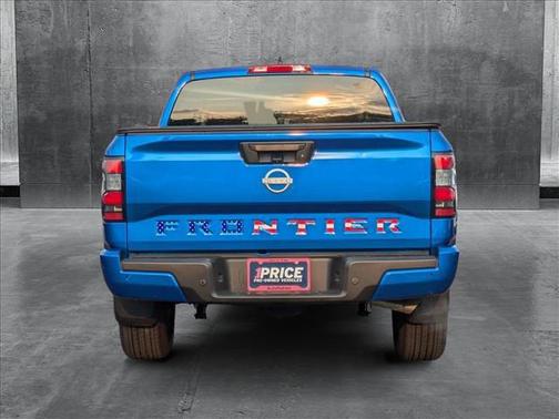 2025 Nissan Frontier SV