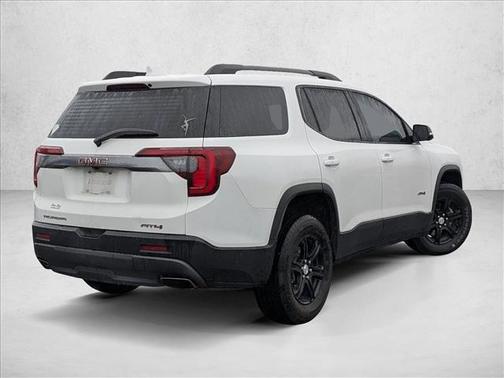 2022 GMC Acadia AT4