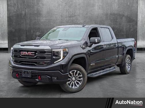2023 GMC Sierra 1500 AT4