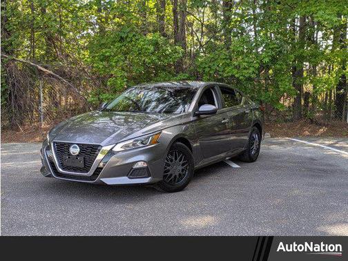 2022 Nissan Altima 2.5 SV