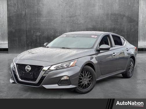 2022 Nissan Altima 2.5 SV