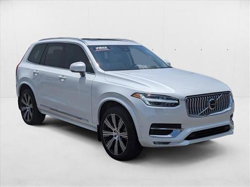 2024 Volvo XC90 B6 Ultimate Bright Theme 6-Seater