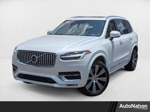 2024 Volvo XC90 B6 Ultimate Bright Theme 6-Seater