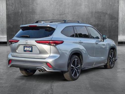 2021 Toyota Highlander XSE