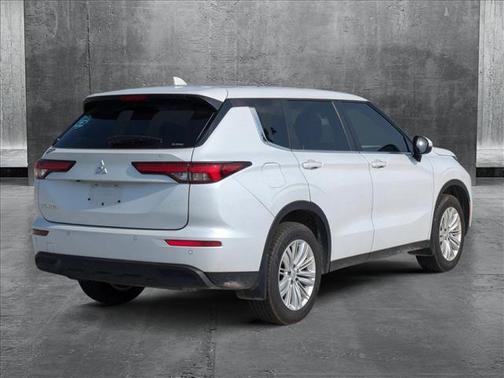 2023 Mitsubishi Outlander ES 2.5 S-AWC
