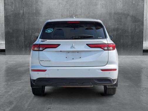 2023 Mitsubishi Outlander ES 2.5 S-AWC