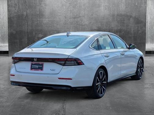 2025 Honda Accord Hybrid Touring